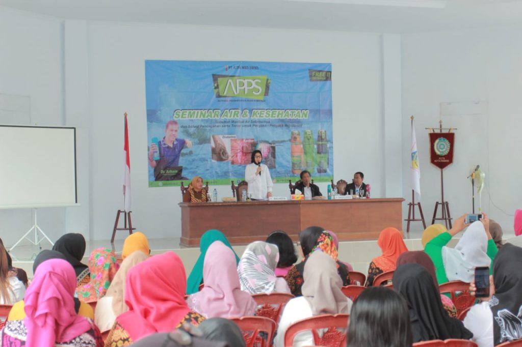 Walikota Kotamobagu Buka Seminar Air dan Kesehatan