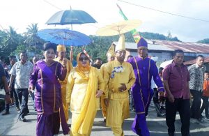 Sehan Landjar Hadiri Upacara Tulude di Dodap Pantai