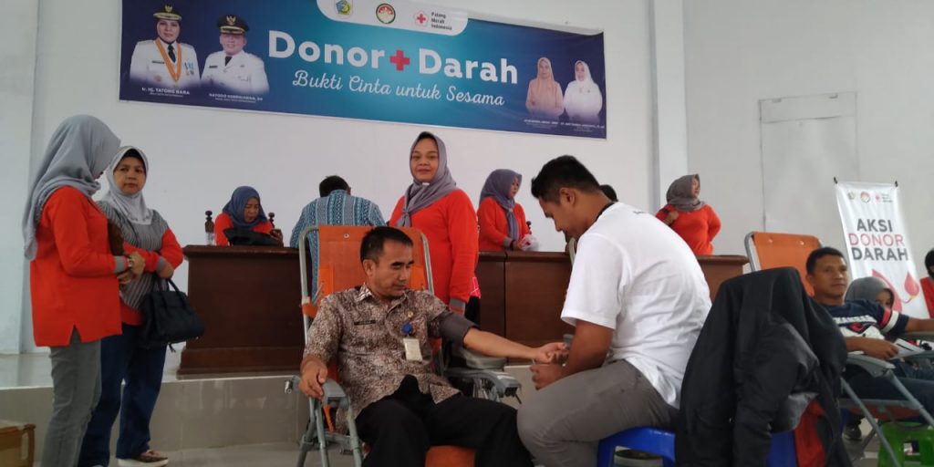 Bersama PMI, Pengurus Dharma Wanita Kotamobagu Gelar Donor Darah