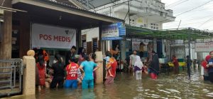 Susur Lokasi Terparah, DMC Dompet Dhuafa Buka Layanan Medis Bagi Korban Banjir