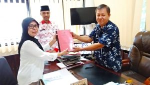 Bolsel Daerah Pertama Serahkan Ranperda Pertanggung Jawaban APBD TA 2018