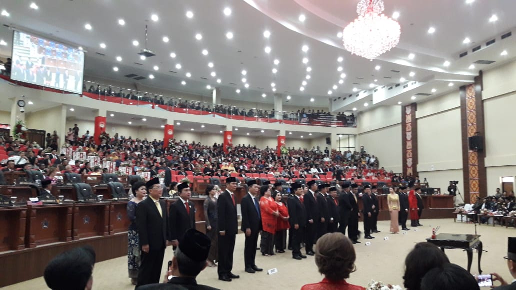Bupati Boltim Hadiri Pelantikan dan Pengambilan Sumpah Anggota DPRD Sulut Periode 2019-2024