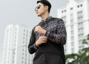 https://www.google.com/amp/s/review.bukalapak.com/amp/mens-style/inspirasi-baju-lebaran-pria-terbaru-modern-114551